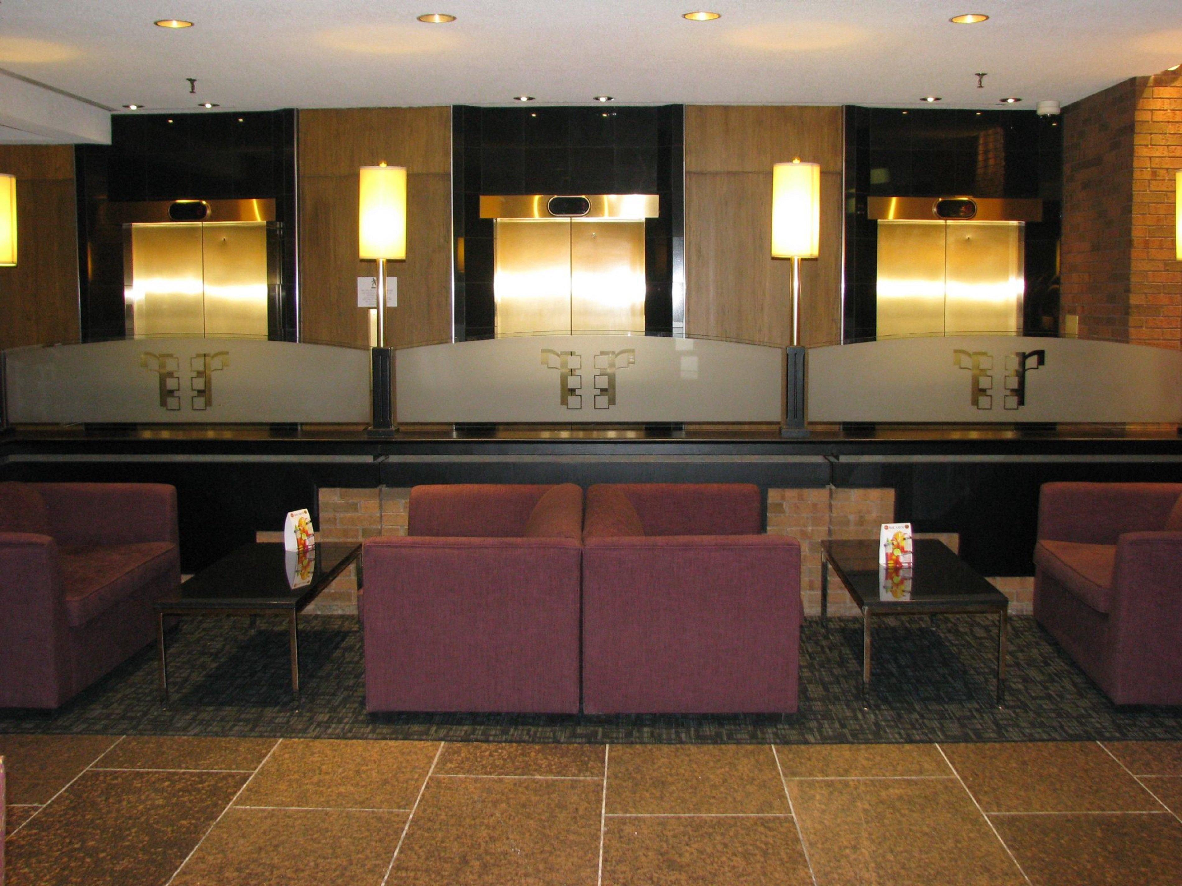 Hotel Chateauneuf Gatineau-Ottawa Гатино Интерьер фото