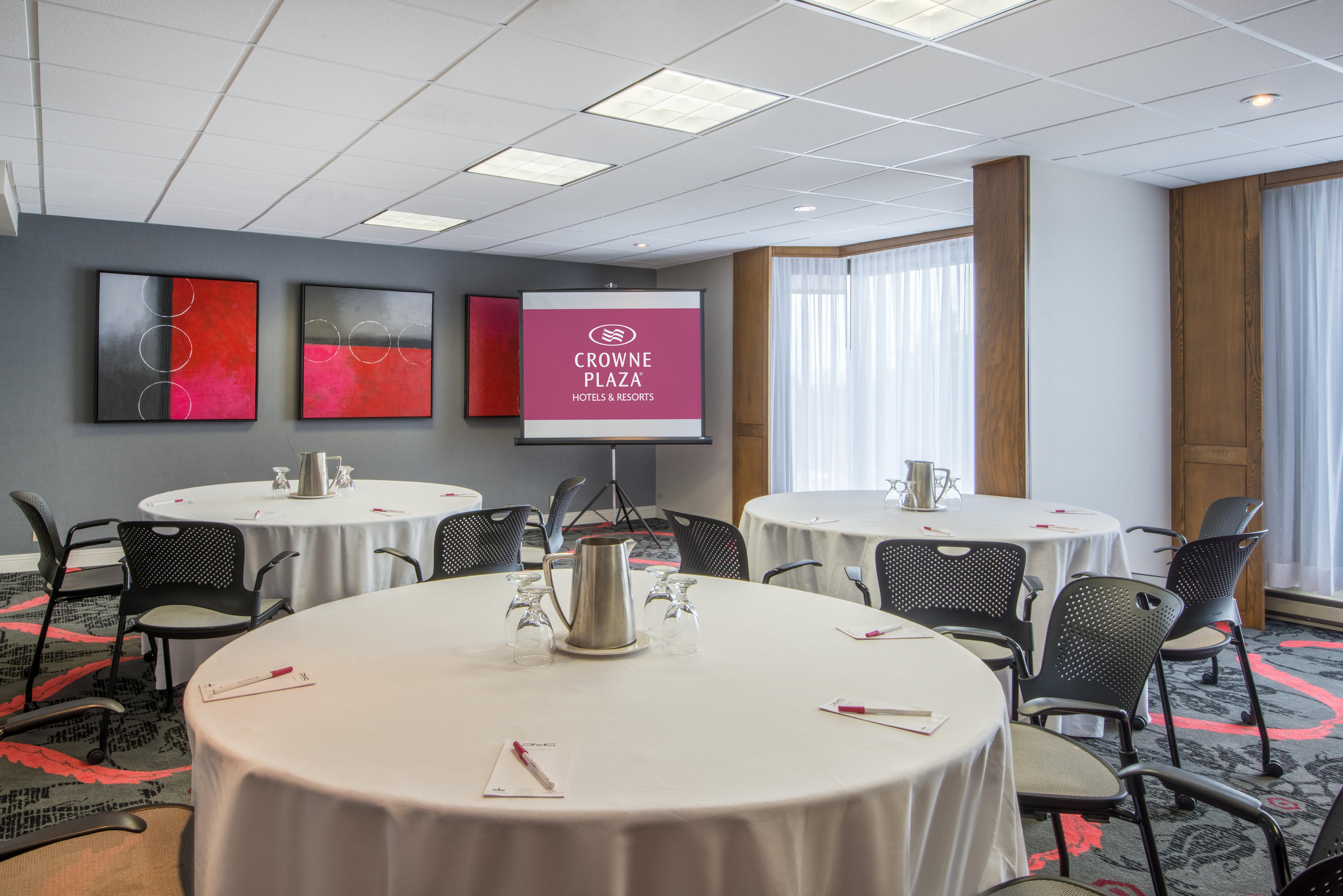 Hotel Chateauneuf Gatineau-Ottawa Гатино Экстерьер фото