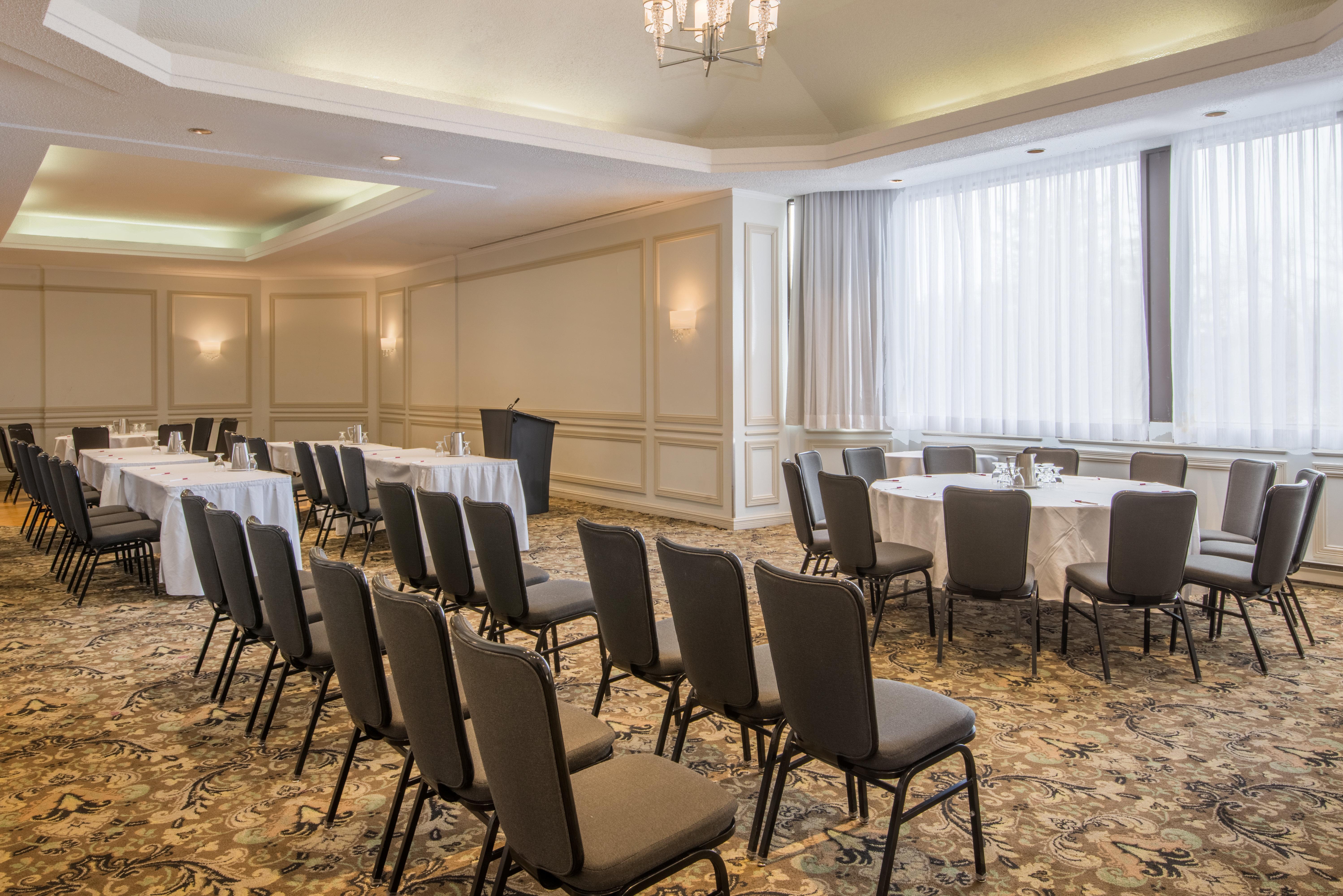Hotel Chateauneuf Gatineau-Ottawa Гатино Экстерьер фото